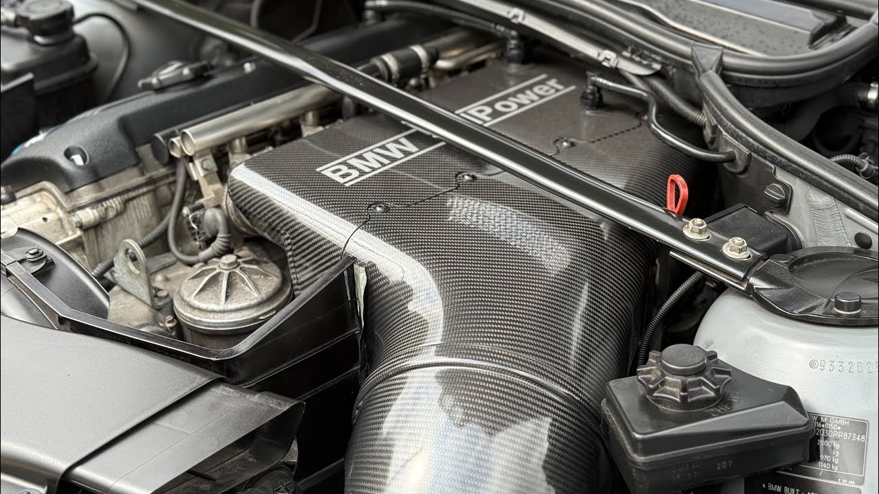 BMW E46 M3 - CSL Carbon Intake sounds -  