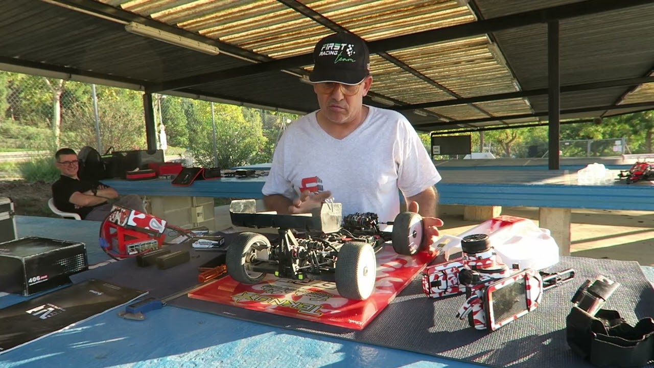agama N1e 1/8 buggy primera toma de contacto en el circuito (buggy TEST)