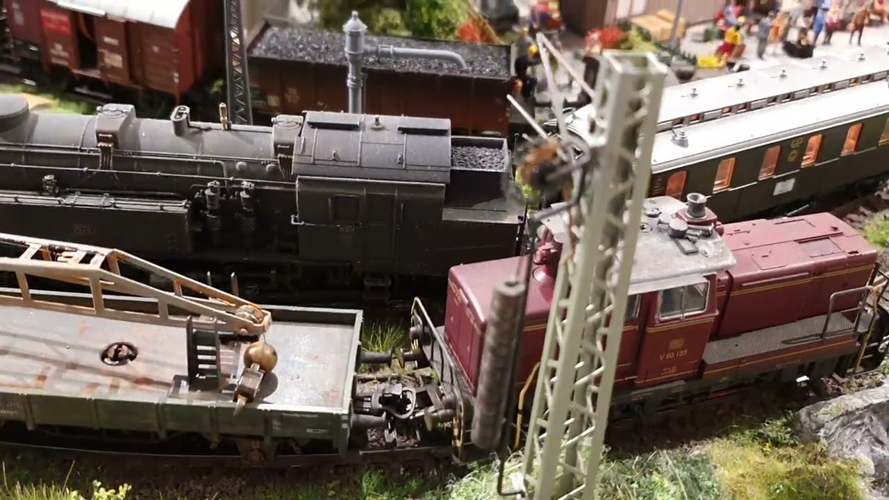 Telex-Kupplung Märklin 37655 V60 mit ESU-Loksound 5.0 - Video in voller Länge -