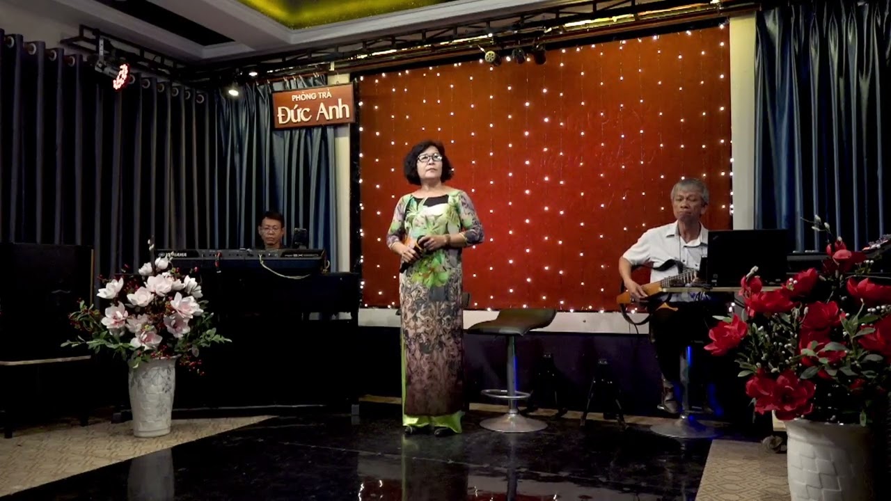 GỤC NGÃ VÌ YÊU (Phạm Minh Hùng) - Nguyễn Sương | Phòng Trà Đức Anh