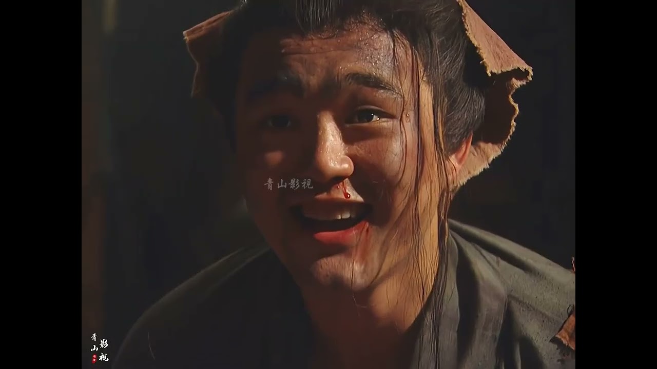 【水浒传】高俅以权谋私将王进打成重伤。#水浒传 #经典老剧 #高俅 #王进