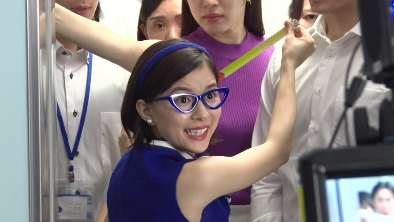 芳根京子「めっちゃヤバい！」　話題のコミカルCMのメーキング映像公開