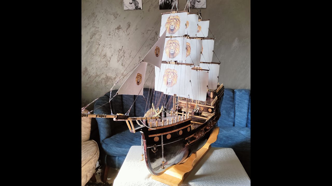 #مركبه شراعيه خشبيه صناعه ديويه Dewi made wooden sailing boat