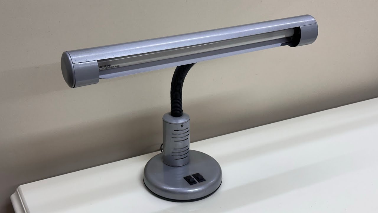 Luminária de mesa fluorescente 15W partida manual Tok & Stok