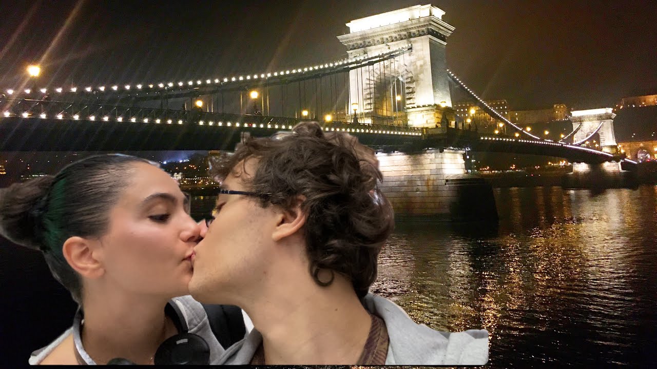 Il nostro primo viaggio di coppia? (VLOG DAY 1 BUDAPEST) 🇭🇺