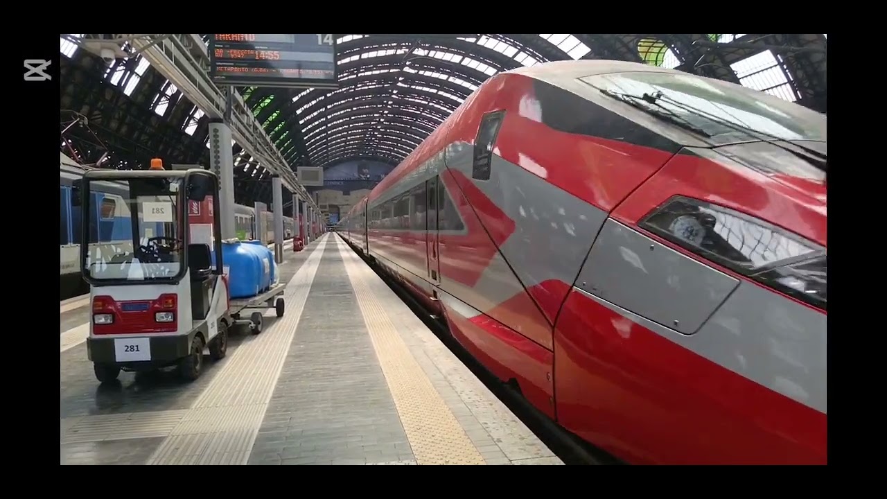 Pociągi na stacji Milano Centrale #like #train #railway #trainspotting #italy #frecciarossa 