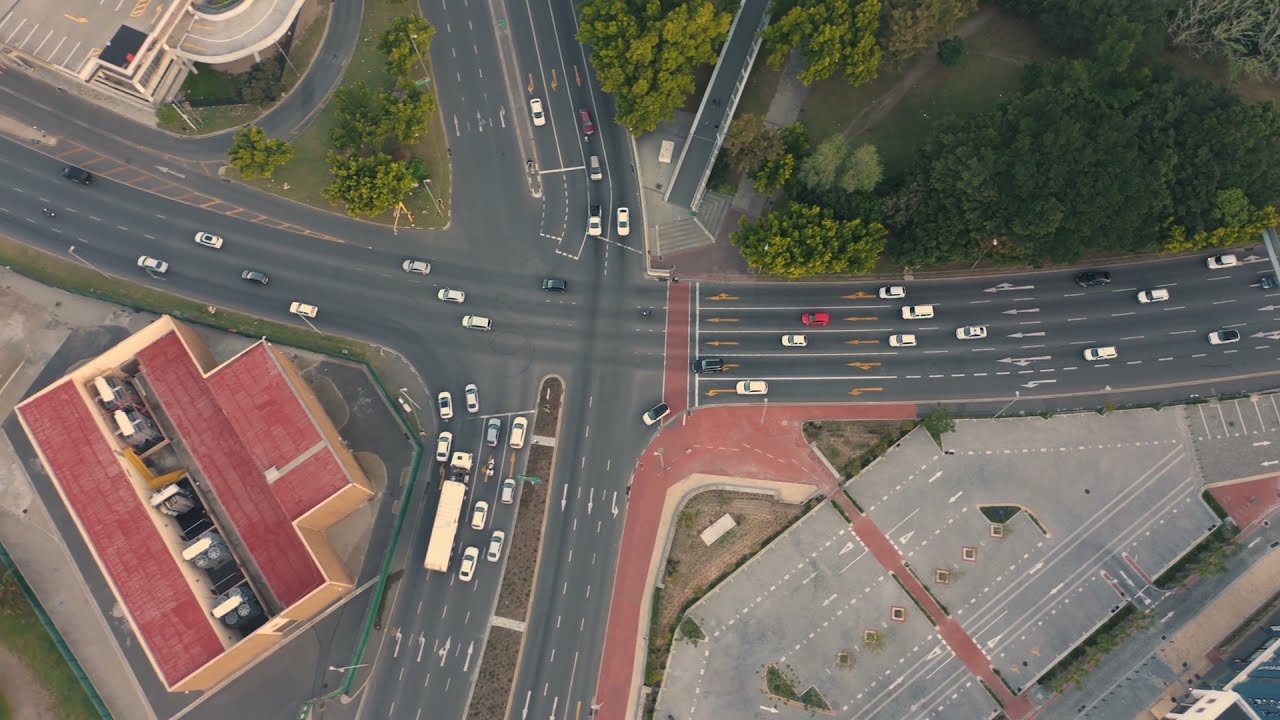 City Traffic at Daylight | Free Footage - Videos for content creators