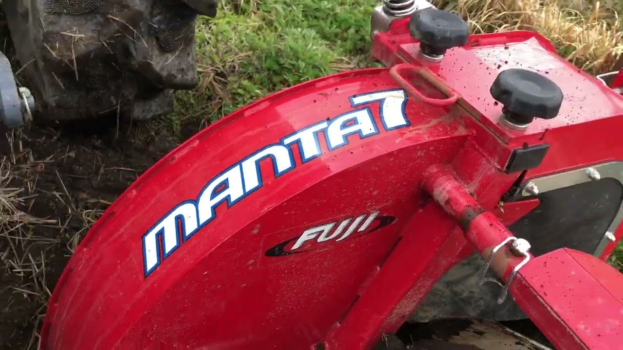 フジトレーラー　manta7  富士トレーラー　畦塗り作業