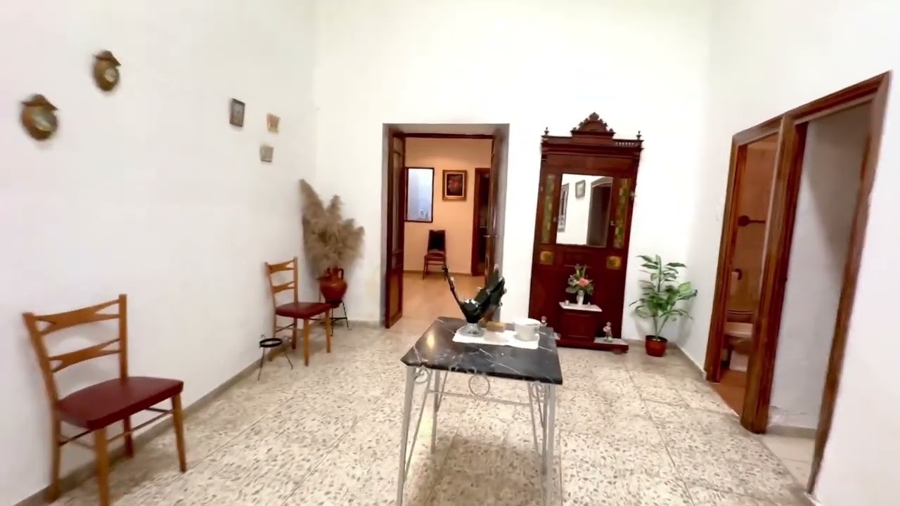 Huge Spanish Home with Garage &ndash; Perfect for Rural Tourism! 🏡