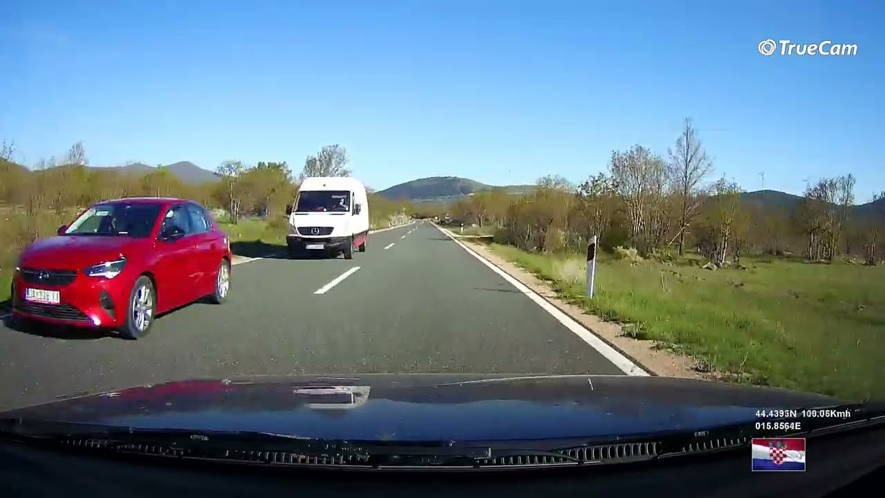 Welcome to Zadar county 🙂 Ondić - Bruvno 🚙 HR Route 66 🤠 Napokon smo onaj kamion ostavili u magli 😅🌁