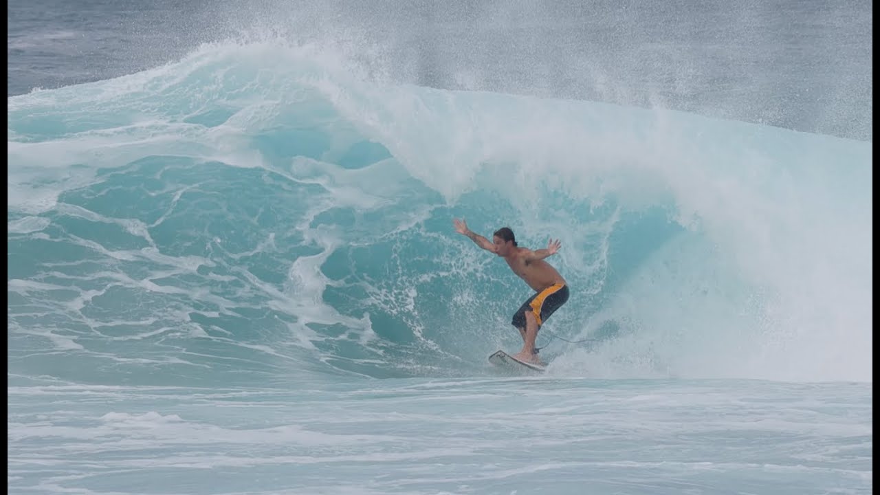Sheldon Paishon Surfs da Sandbar