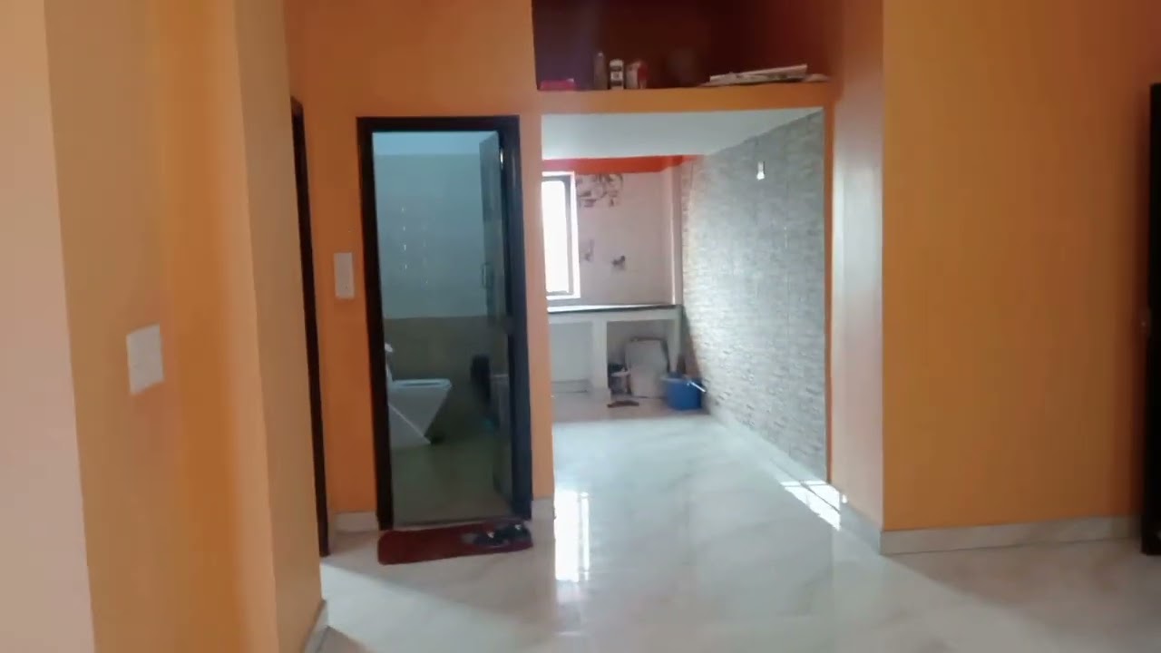 3 BHK 4th floor location Park circus 1350 square feet open car parking price 1 CR 10 lakh
