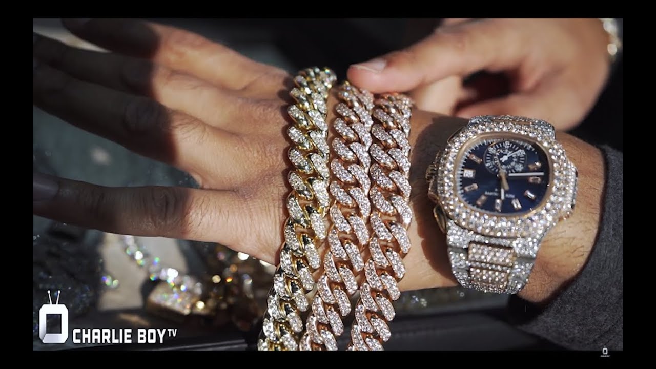 Vladdys Diamonds Teaches the Price Difference in VVS/VS  Diamonds & Shows us the Sparkle Difference.