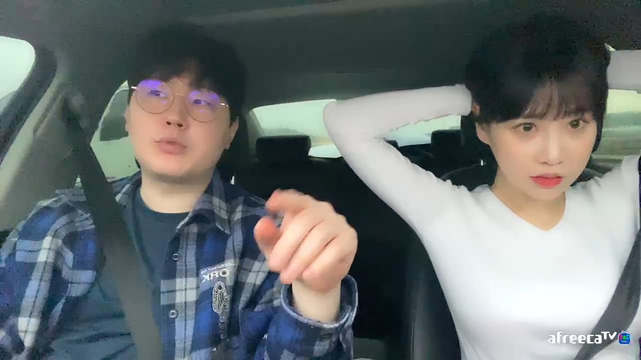 어머님 며느리 가요~