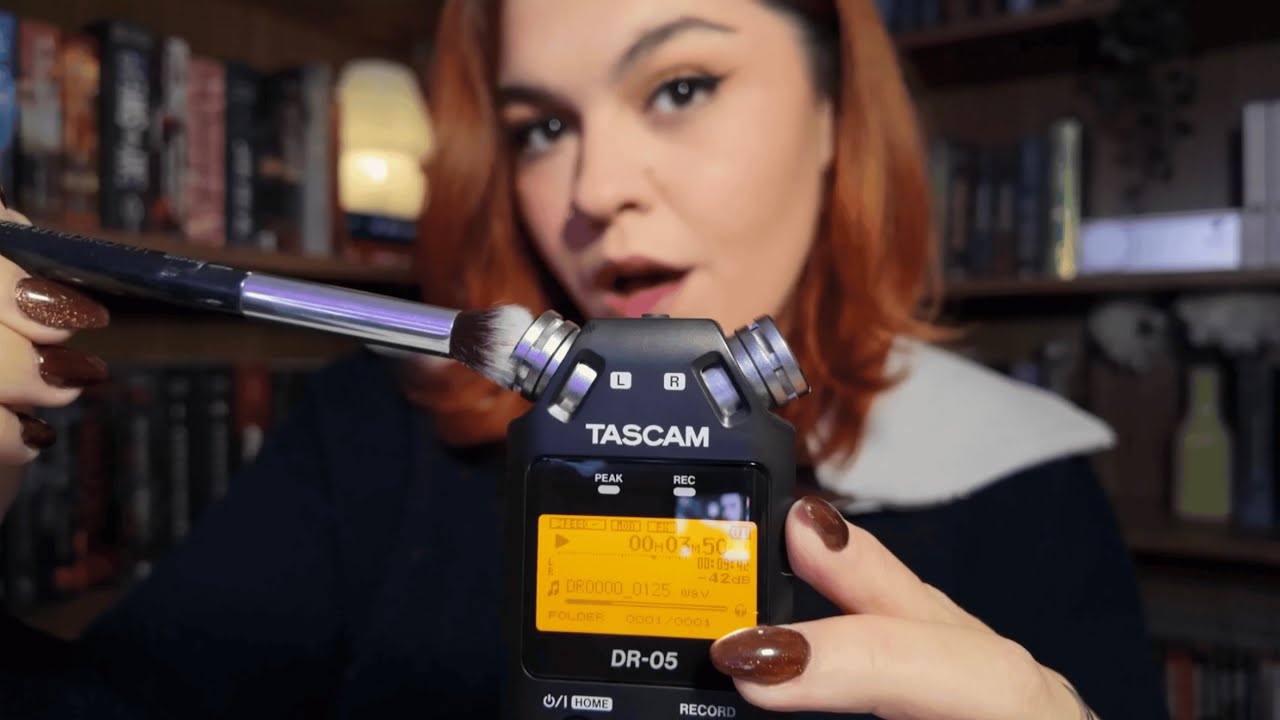 ASMR | Je teste mon nouveau micro 🎙️🎧 (bruits de bouche & ears cleaning..)