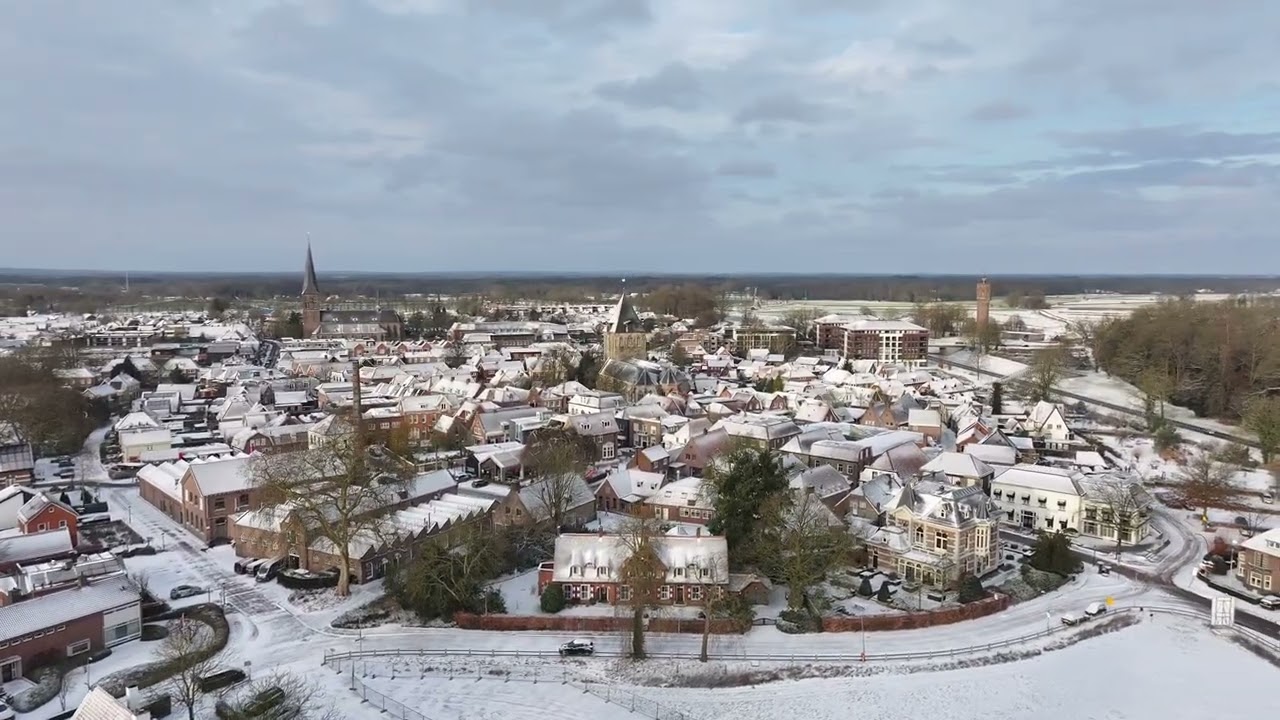 Sneeuwwit en zonovergoten, Delden geniet en rust 