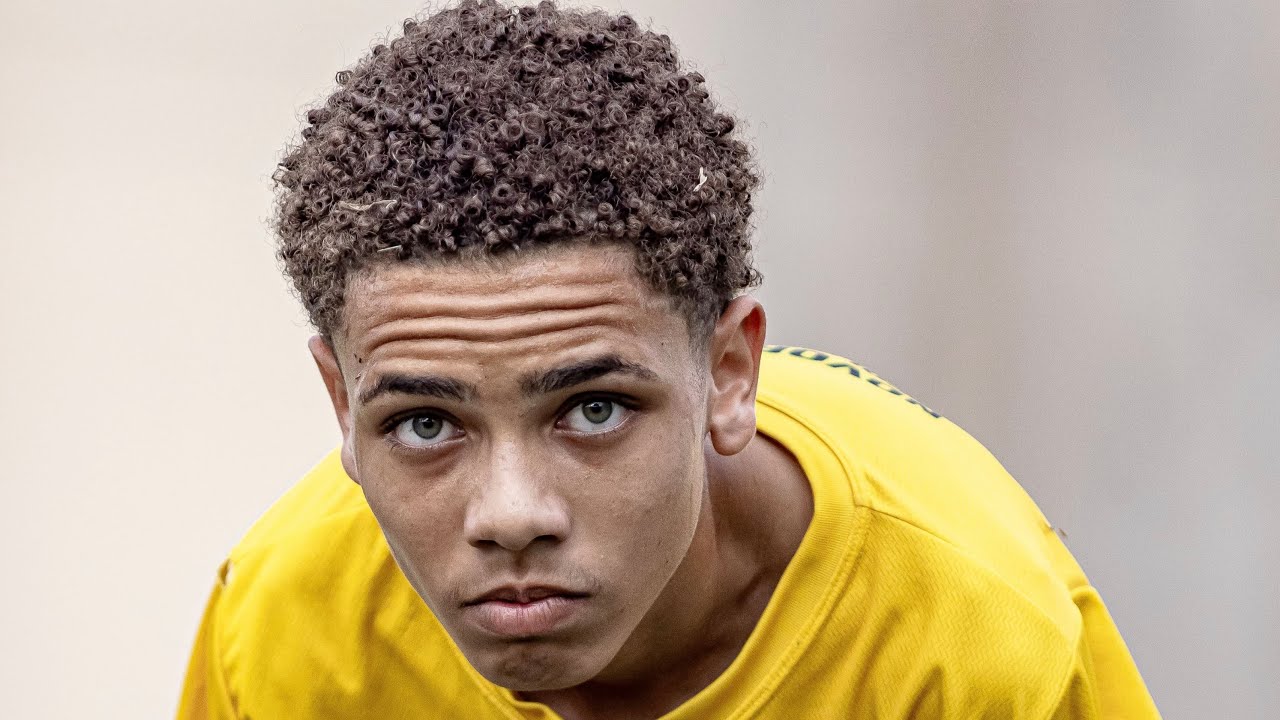 Atleta Luiz Fernando Valentim da Silva - 2010 - MEIO CAMPO/ATACANTE - Material Atualizado 2025