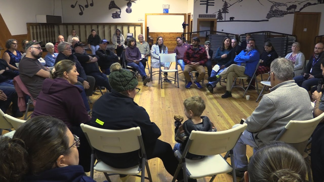 Robson and Canoe Valley Recreation Centres Public meeting
