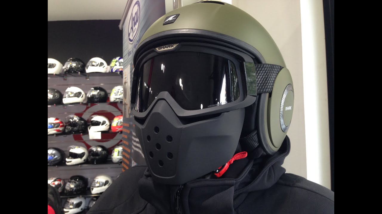 Casco Shark Raw