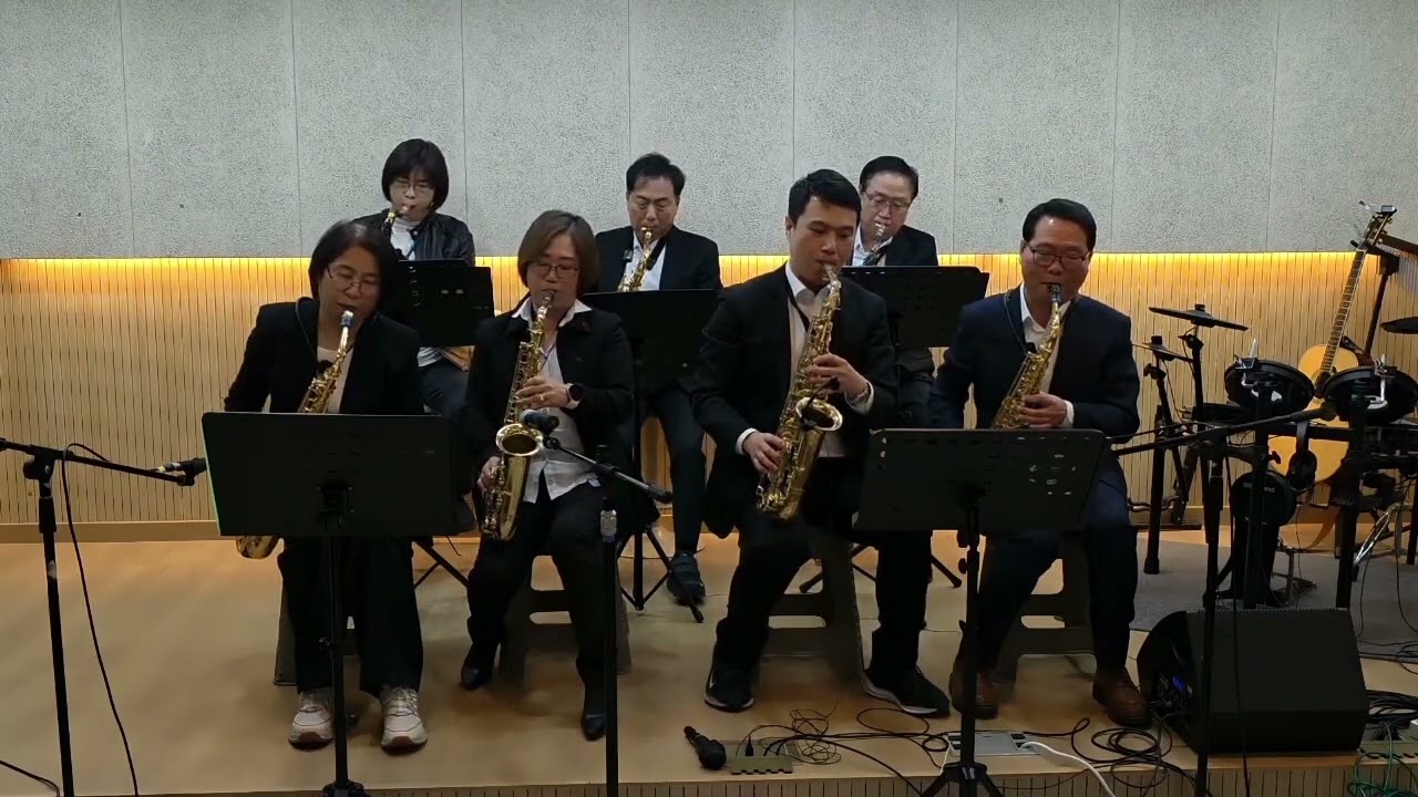 밤안개//더위드색소폰 앙상블//김영일 나팔소리 