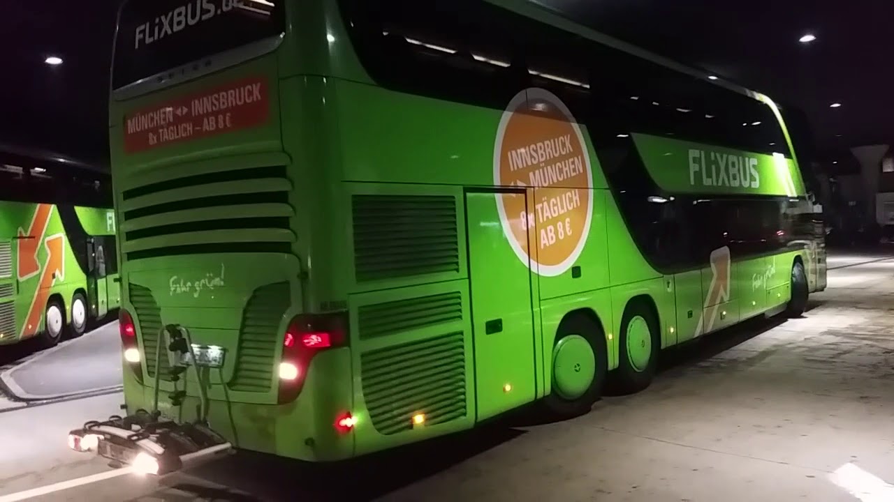 Fernbus im Minutentakt am ZOB München 2/5