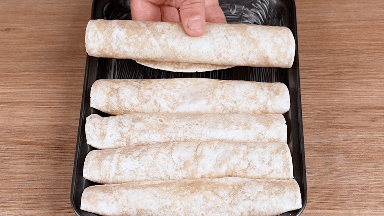 После этой гениальной идеи я больше никогда не готовила тортильи никаким другим способом.