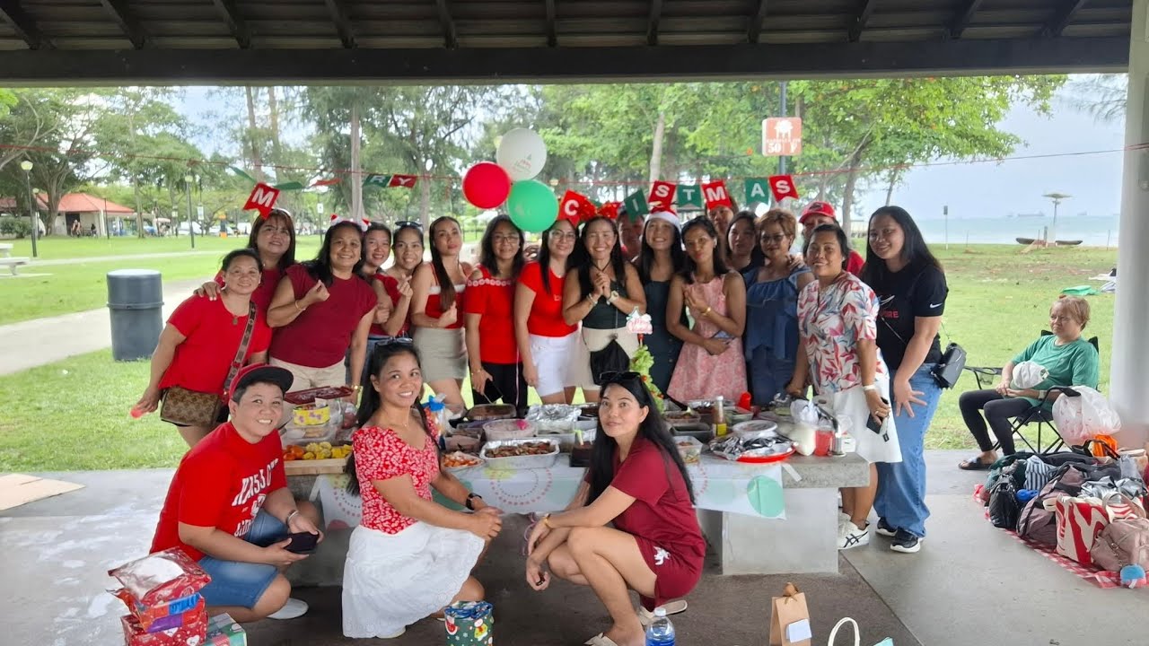 Nakipag Christmas Party kami