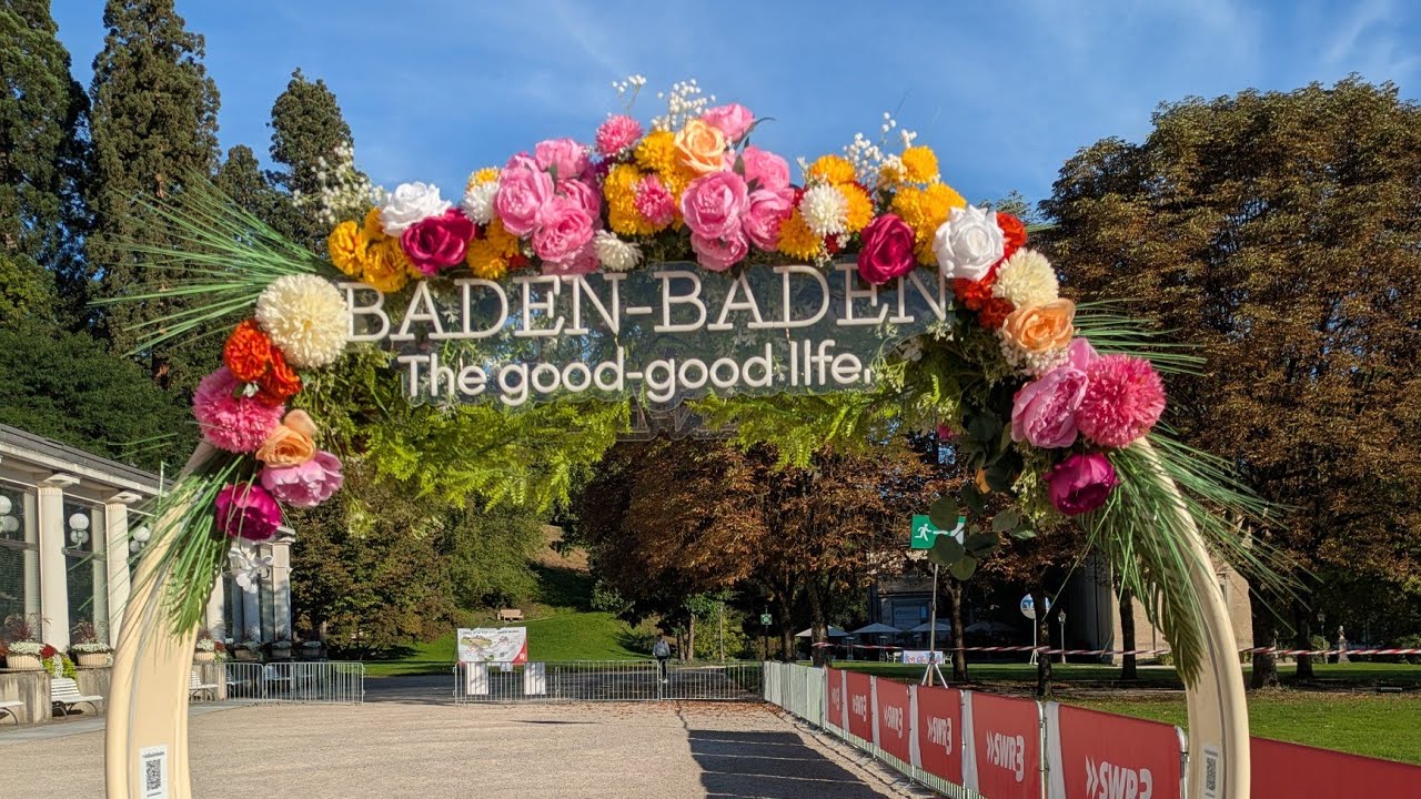 Baden-Baden Walking Tour 🇩🇪| Beautiful Black Forest Spa Town in Germany #badenbaden #germany #city