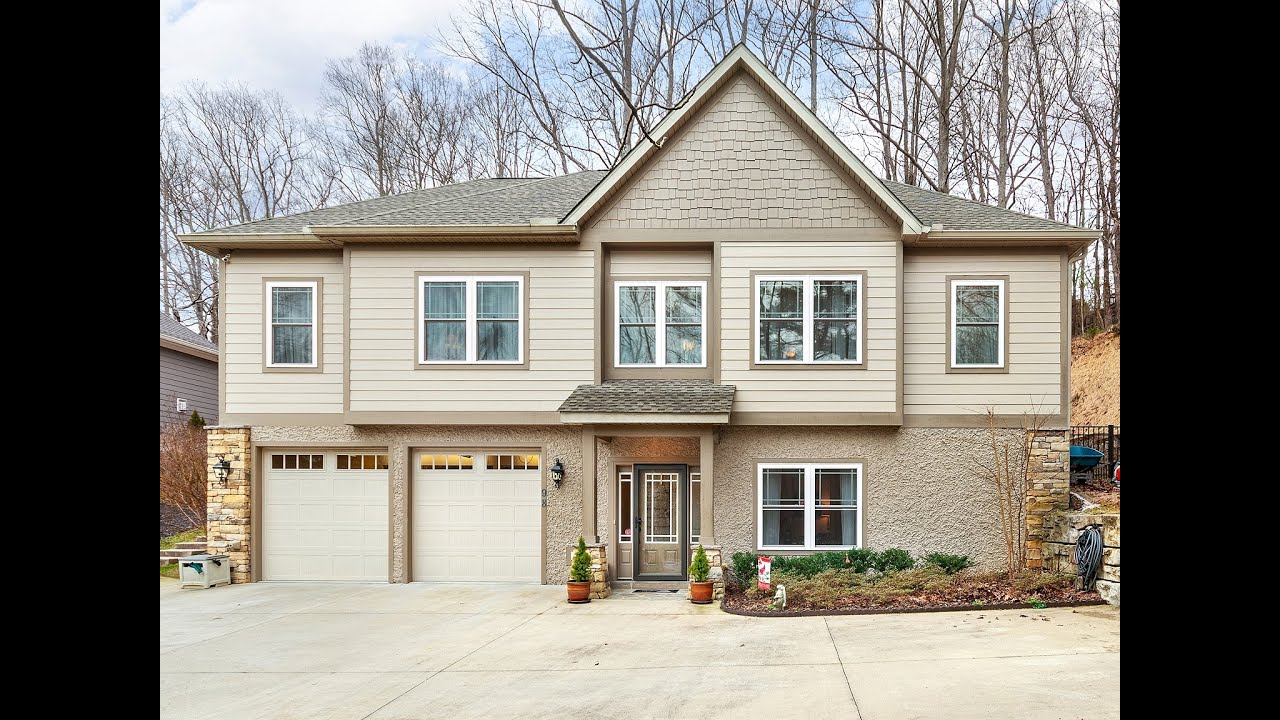 Presented by Angie Cullen | Nest Realty Asheville: 98 Overlook Road, Asheville, NC 28803