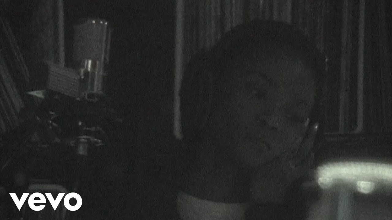 Ebony Riley - Mirror (Official Visual)