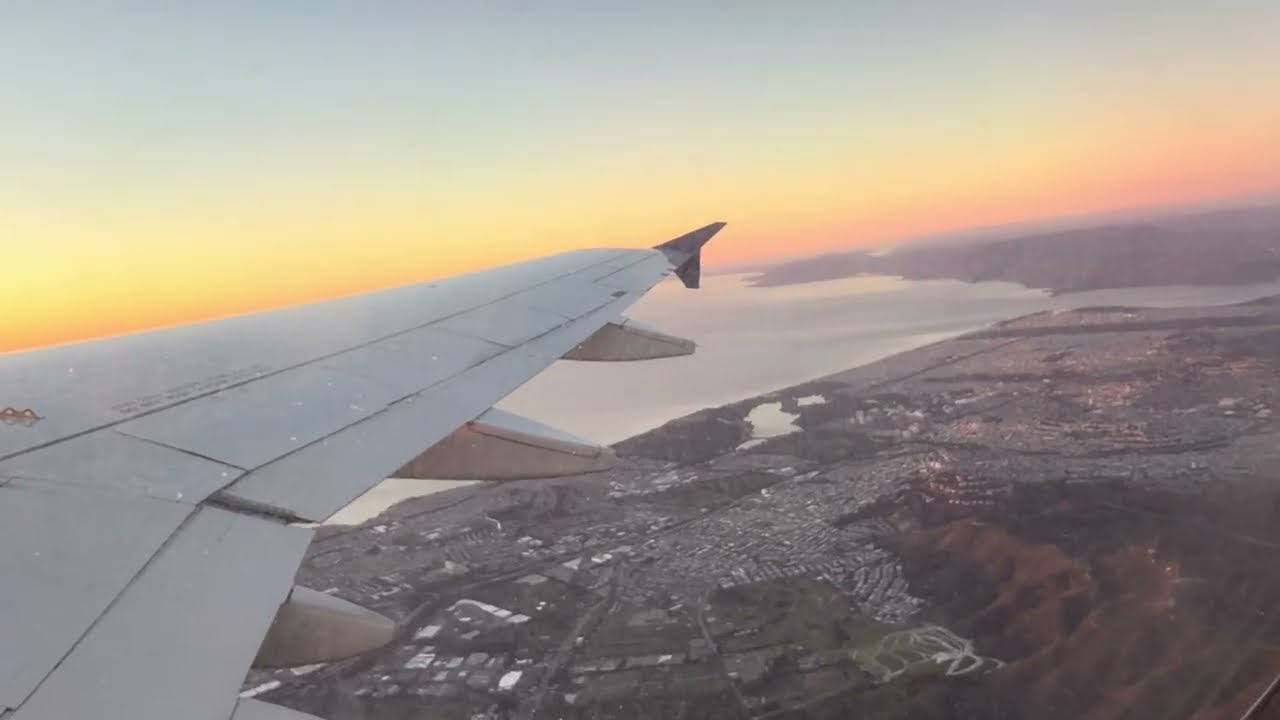 美しい夜景　サンフランシスコ国際空港からオンタリオ国際空港