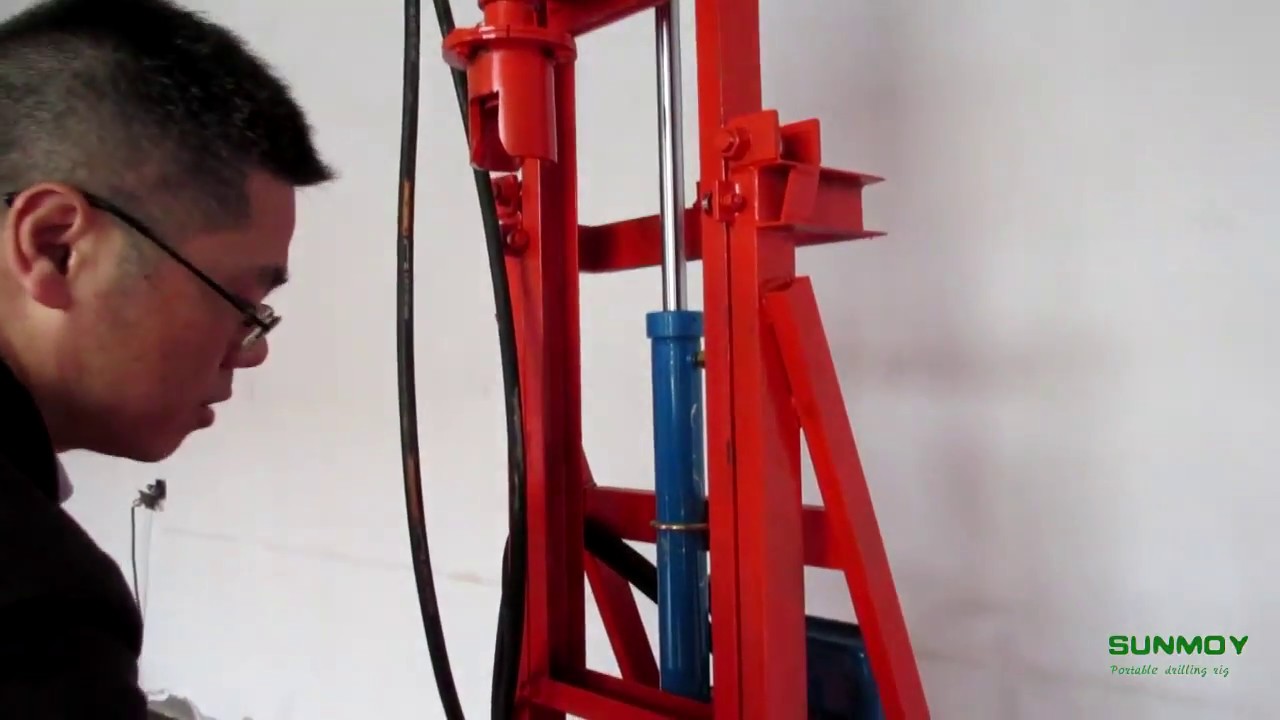 portable well drilling equipment and water borehole drilling machine
