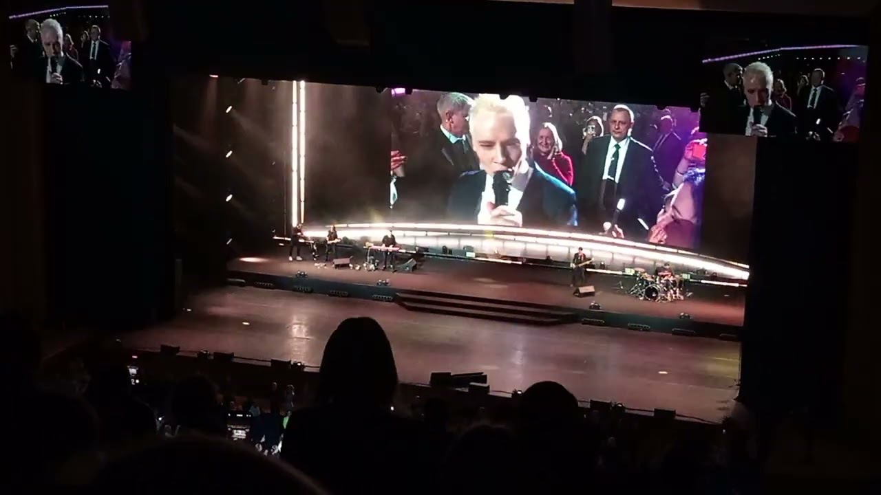 Концерт Шамана в Кремле 