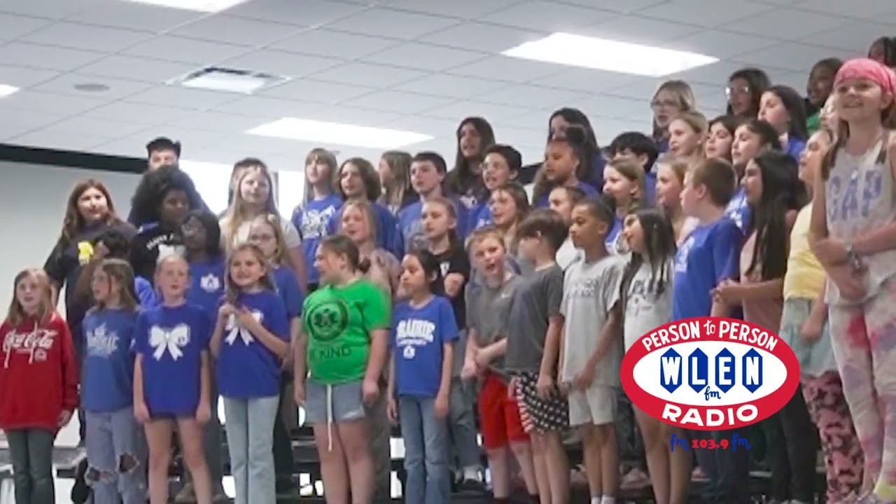 Adrian Children's Choir Sings 