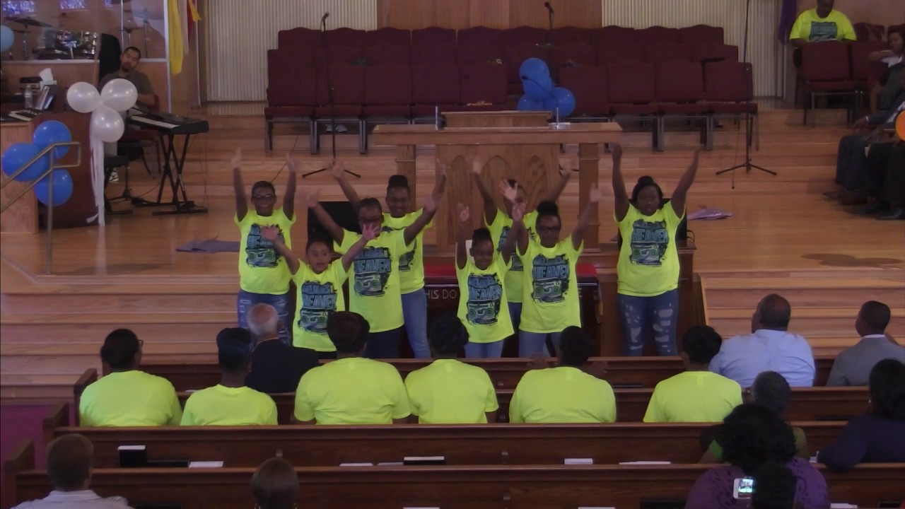 Motions of Praise: "Looking For You/Brighter Day" (4.9.17)