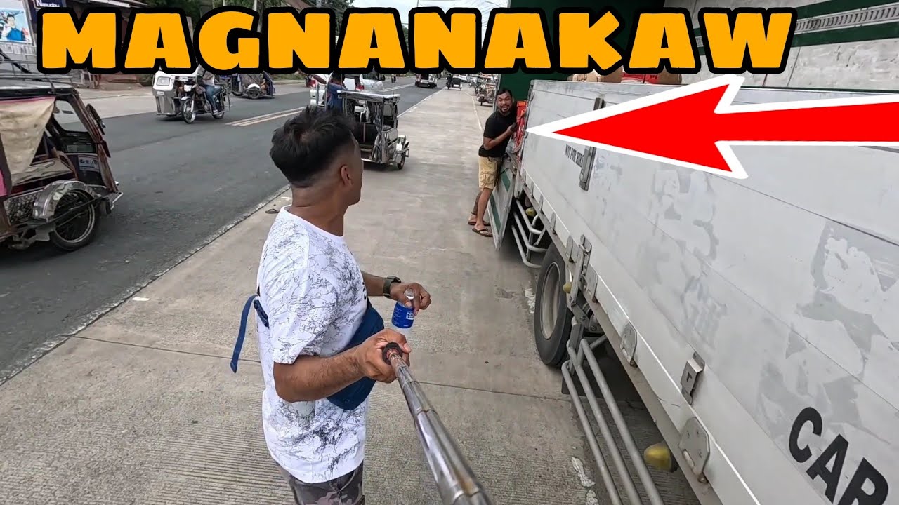 SIYA ANG TAGAPASOK SA MGA KWARTO NG APARTMENT