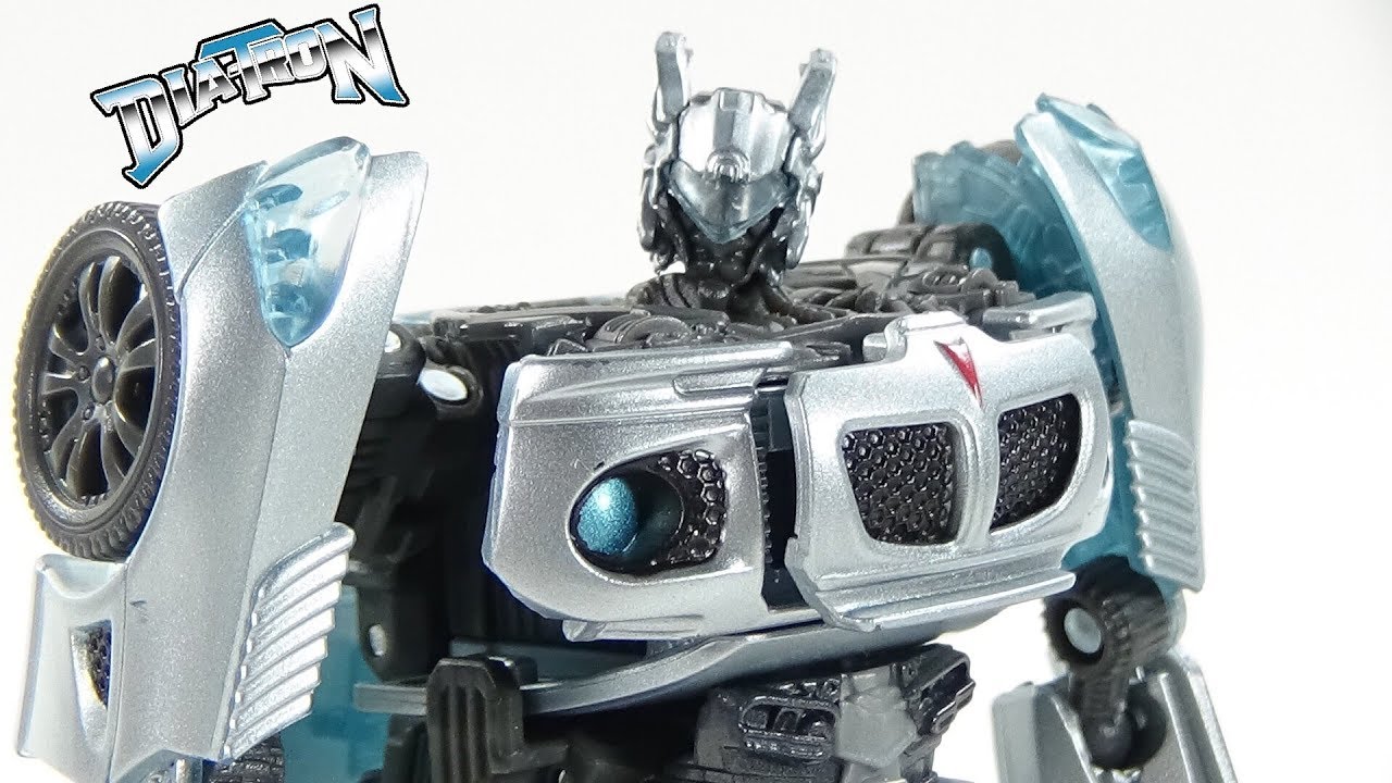 DIA-REVIEW STUDIO SERIES-10 AUTOBOT JAZZ