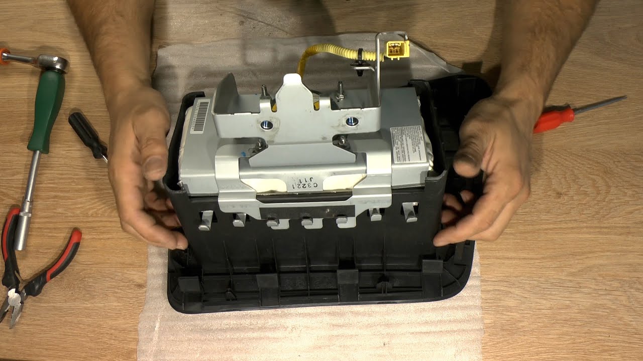 Nissan Juke восстановление подушки безопасности пассажира