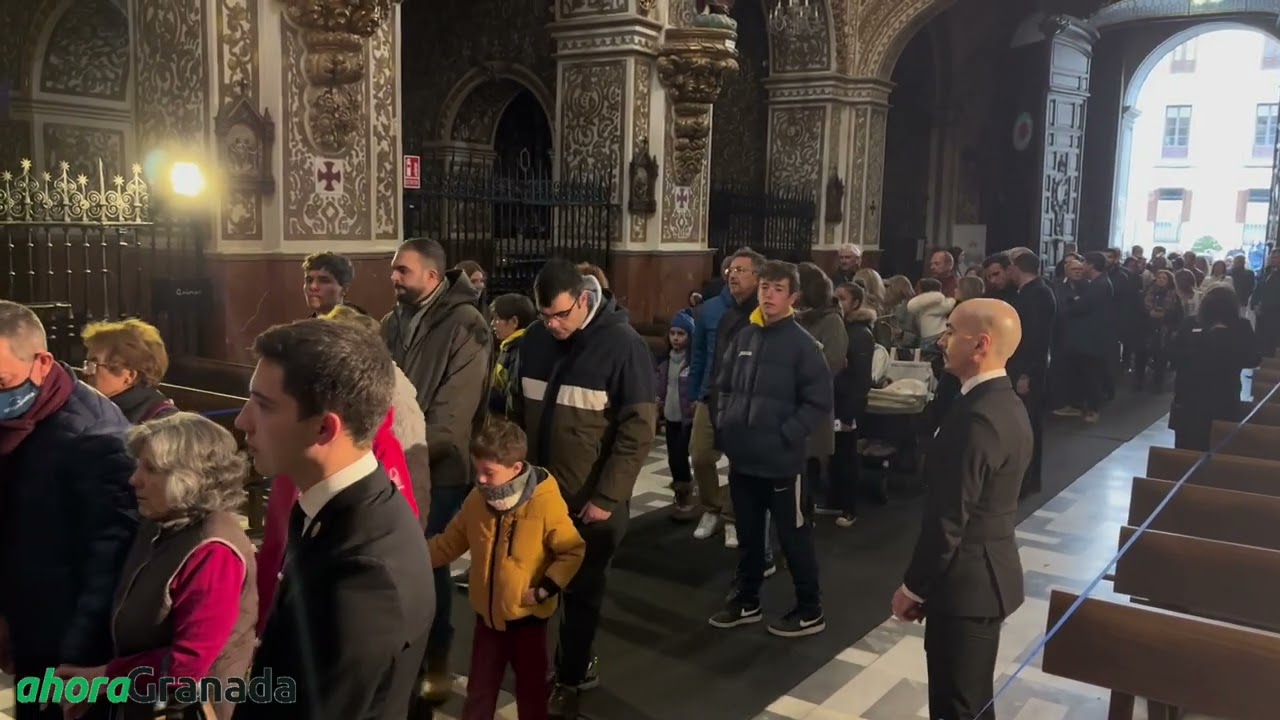 Regreso de la Virgen de las Angustias a la Basílica tras su restauración