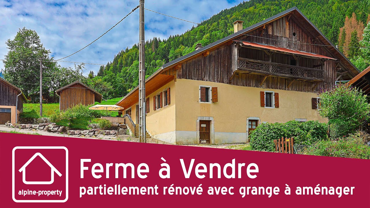 Ferme à Vendre Seytroux partiellement rénové avec grange à aménager
