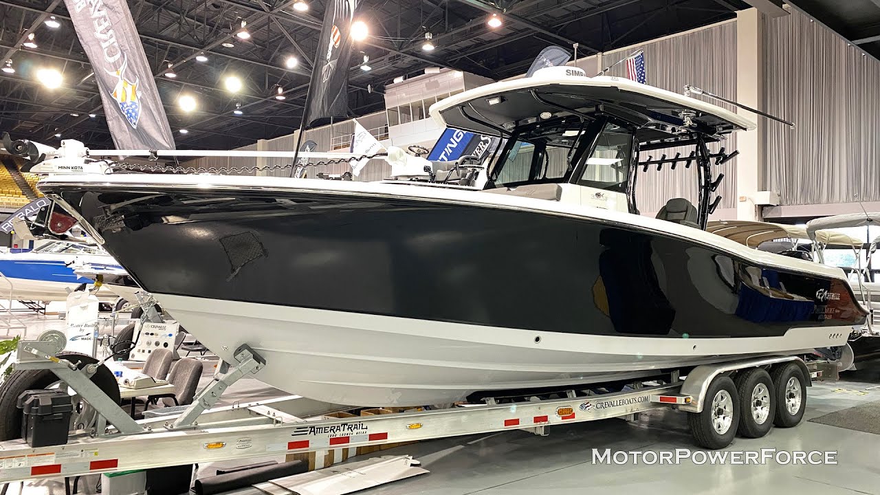 Crevalle 33CSF Offshore fishing boat