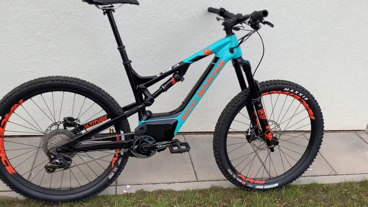 Rocky Mountain Altitude 2020 Carbon Ebike
