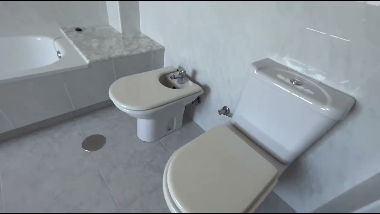 Casa en venta en A Sionlla, Santiago de Compostela a 10 minutos del centro de la Ciudad