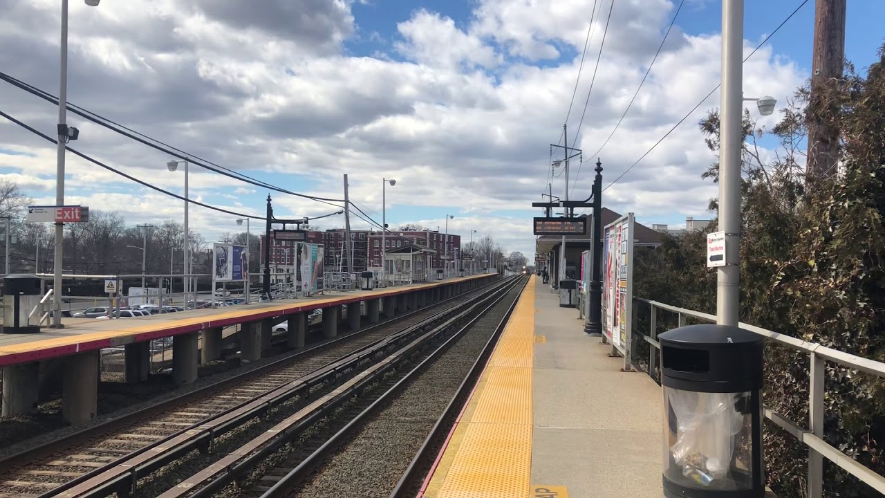 New York Atlantic Railway RS 60 at westbury with MP15AC #151 and GP38-2 #261 trailing.