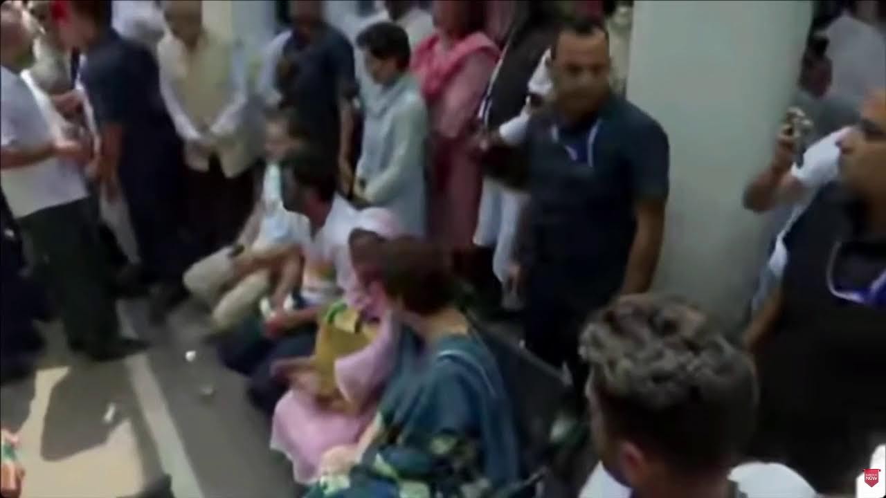 RannitiOrRajneeti Live StreamDharna at Parliament Street Police Station, New Delhi