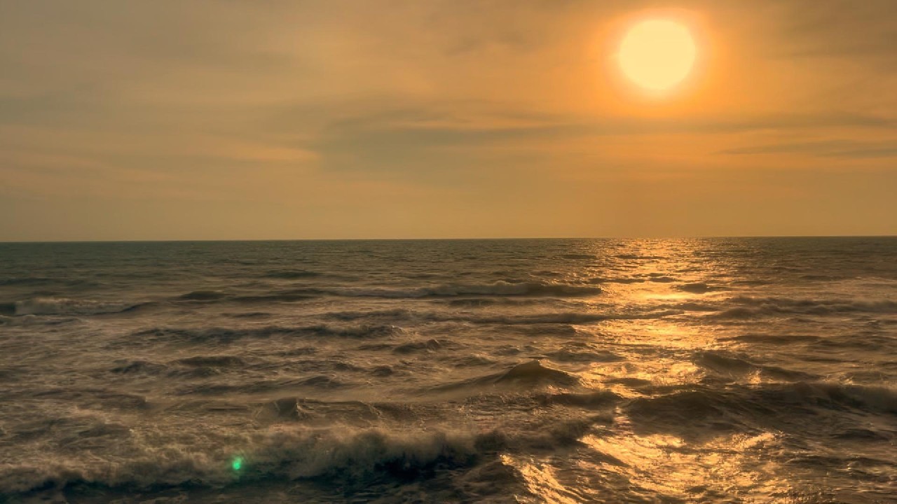 8 HOURS Calm Ocean Waves Sounds – Tropical Beach Sunrise for Deep Sleep | 4K