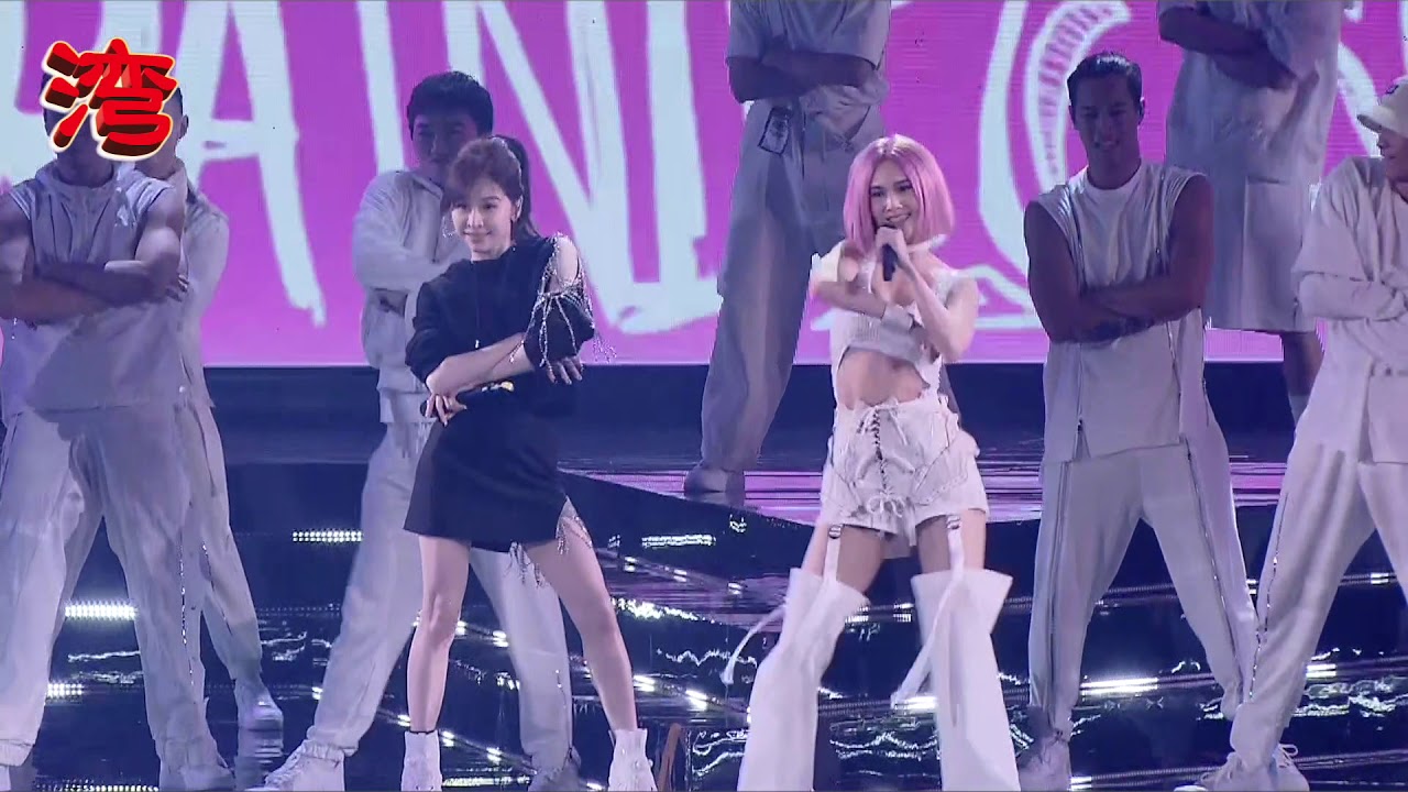 楊丞琳合體王心凌首唱「女孩們」 遭襲秒讚：健康性感│#閃送娛樂