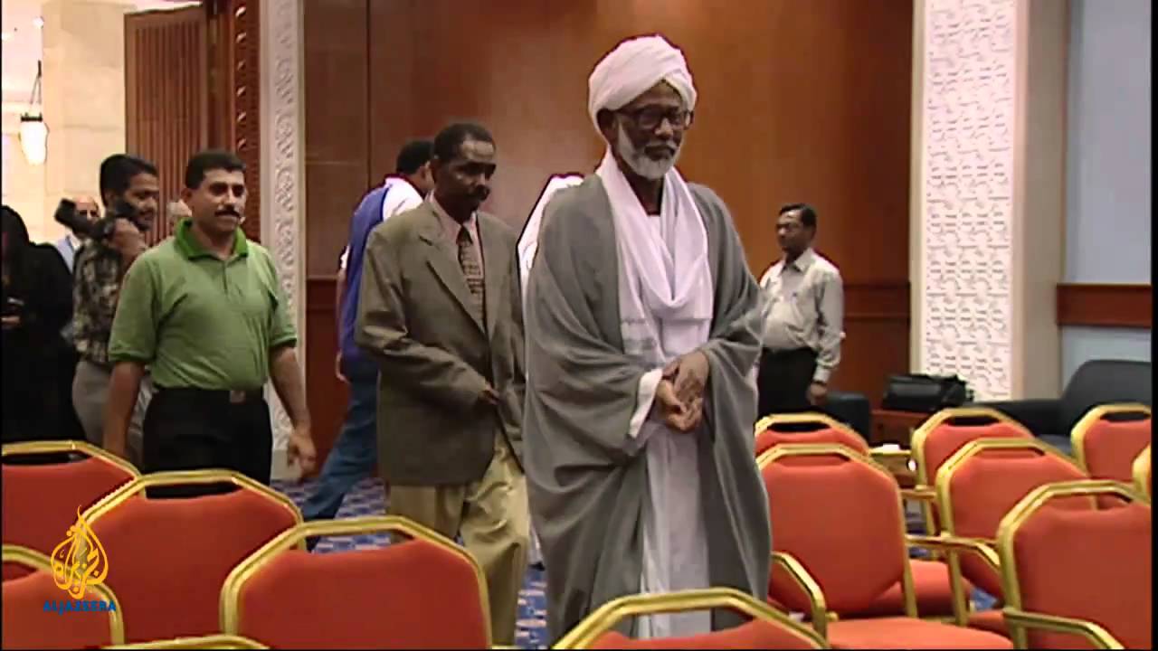 Crossroads Sudan - Профиль: Хасан Тураби