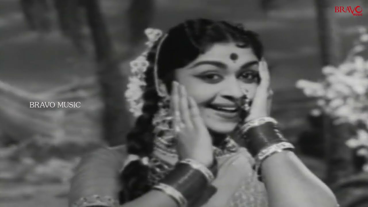 உறவு சொல்ல ஒருவரின்றி | Uravu Solla Oruvarindri | Paasam | P. Susheela | MGR Hit Song | Re Master HD