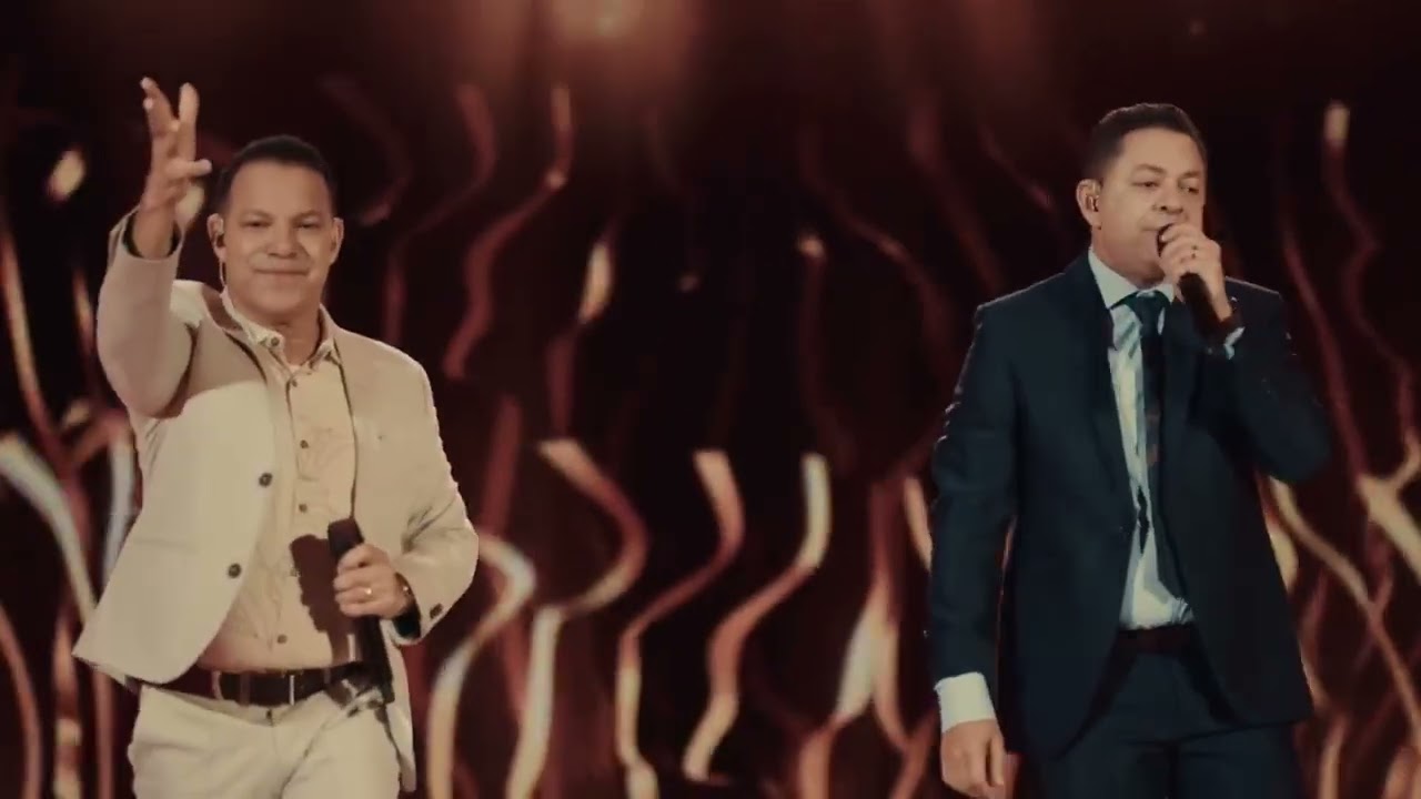 DVD 30 Anos - O LEGADO de Daniel e Samuel! Vamos juntos Adorar a Deus.